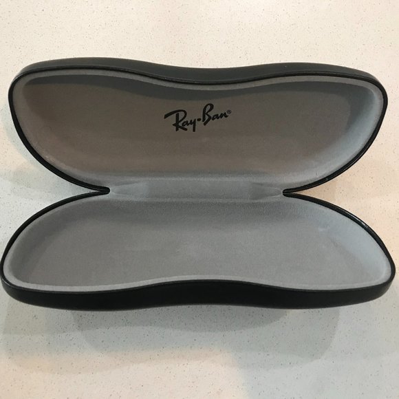 RAY-BAN Clamshell Eye Glass Case - Picture 1 of 4